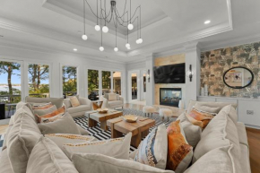 Modern Masterpiece by AvantStay Waterfront Private Dock